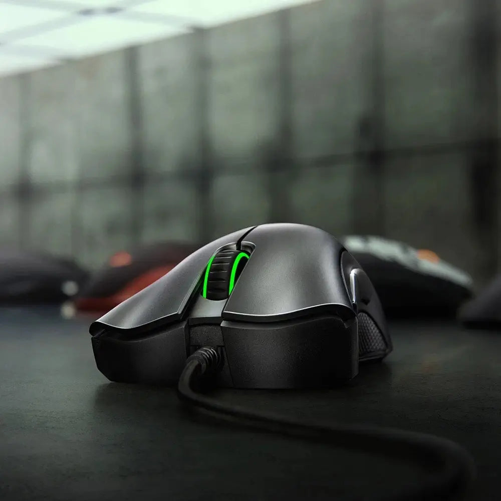 Dominate Your Game: Razer DeathAdder Essential Wired Gaming Mouse - Precise 6400DPI Optical Sensor with 5 Independently Programmable Buttons, Perfect for PC Gamers